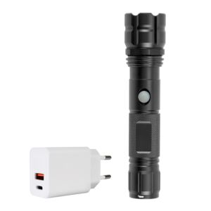 Kit lampe de poche PNI Adventure F10 et alimentation PNI CHG300